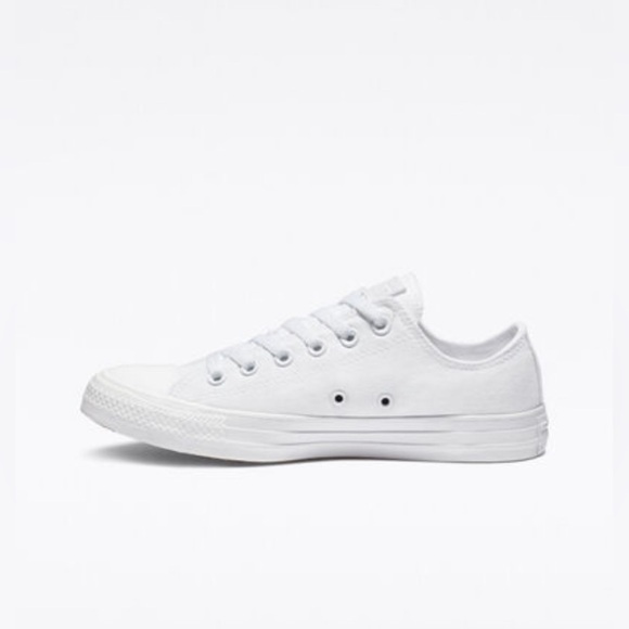 CONVERSE CHUCK TAYLOR ALL STAR SNEAKER - WHITE UNISEX MEN 7 1/2 WOMEN 9 (NEW) - Picture 1 of 7